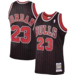 chicago bulls 1995 96 black red jordan vintage 1.webp