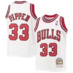 chicago bulls 1997 98 away  pippen vintage 1.jpg