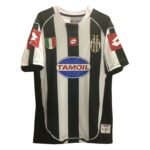juventus fc 2002 03 home retro 1 1.jpg